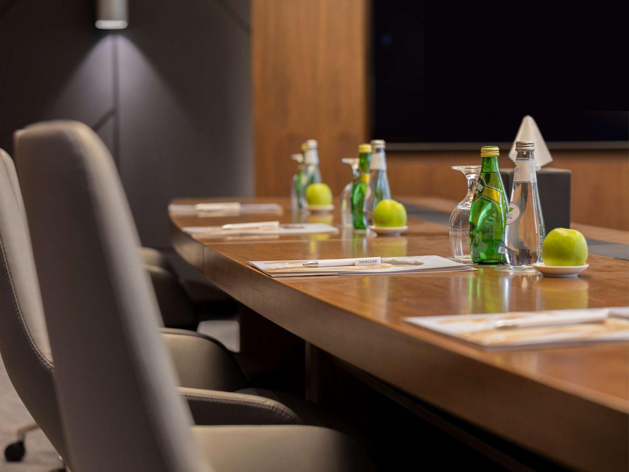 Mercure Riyadh Al Anoud Bagian luar foto