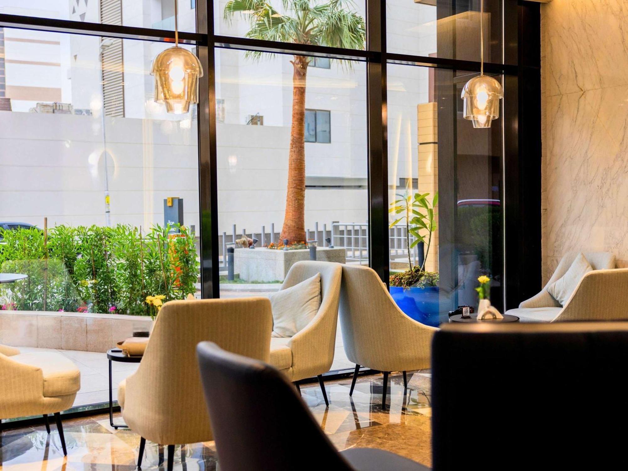 Mercure Riyadh Al Anoud Bagian luar foto