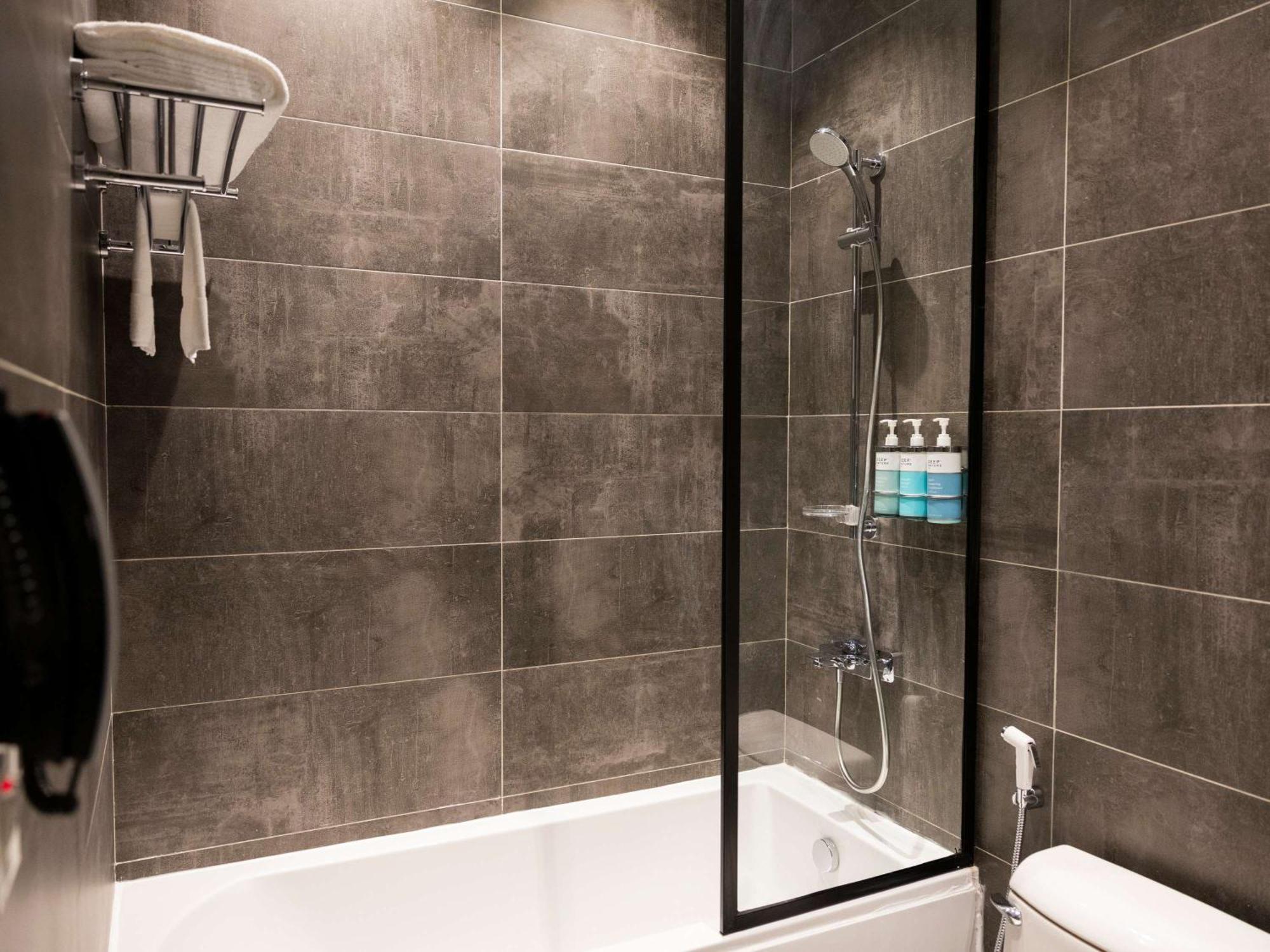 Mercure Riyadh Al Anoud Bagian luar foto